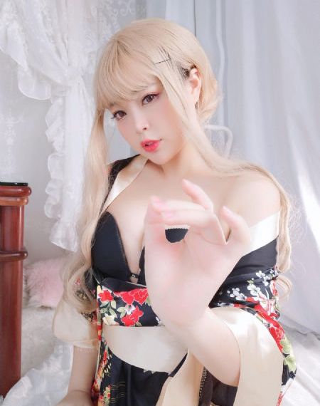欧美美女下面_1080P高清完整版