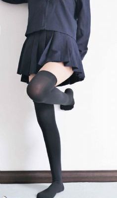 欧美天天换装图片_1080神马影院手机在线