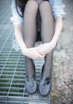 国产粉嫩的小妹_BD国语超清在线观看