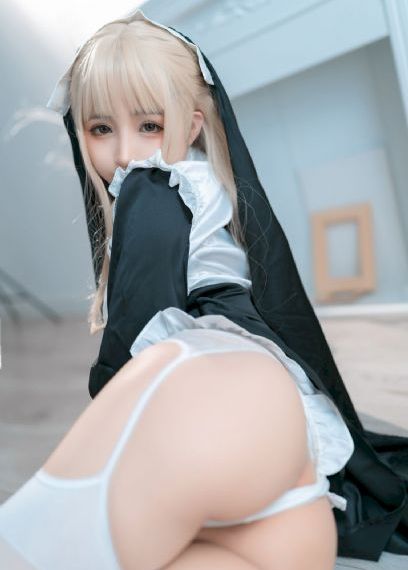 国内精品尹人香蕉综合在线观看_720HD在线观看