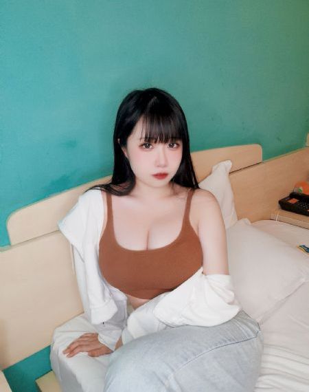 欧美外套女怎么搭配_HD高清完整版播放