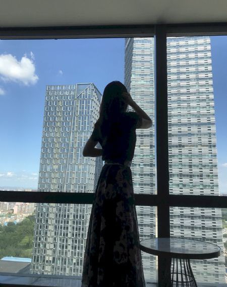 欧美街拍男明星和狗_DVD高清免费观看