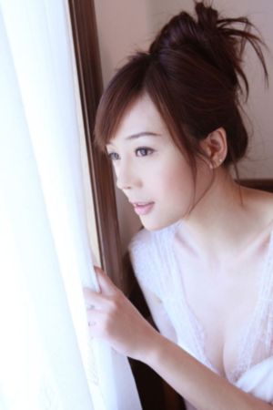 欧美性感女装两件套_1080P日本电影免费