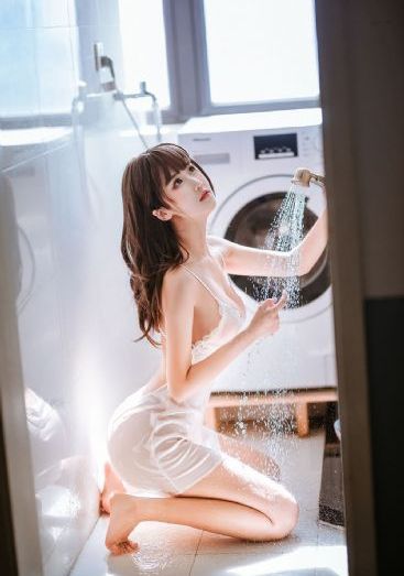 欧美漫画异次元游戏_在线观看