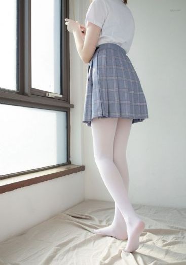 欧美顶级透明模特走秀_蓝光电影在线观看