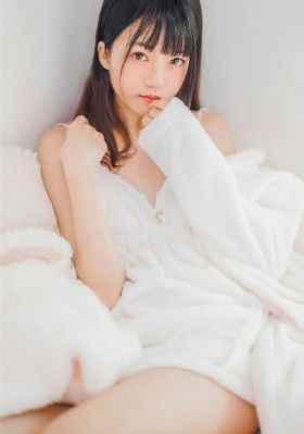奔驰e进口与国产区别_高清全集在线观看